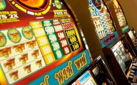 Live dealer table list showing blackjack and roulette options